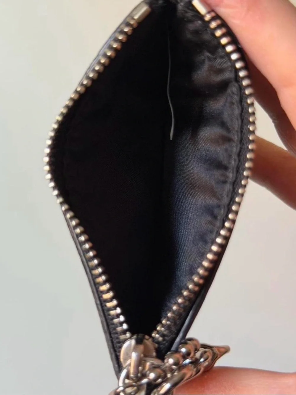 coach black & white signature pattern card holder with chain